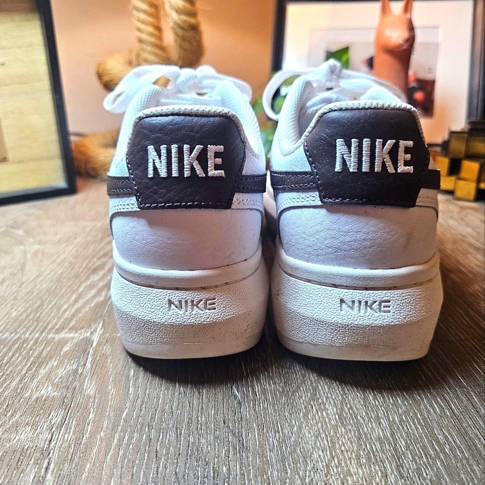 ❌️SOLD❌️Nike Court Vision Alta White Baroque - Picture 4 of 11